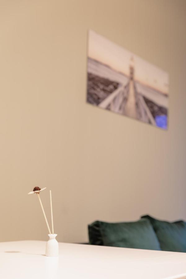 Airmi Hotel Surčin Esterno foto
