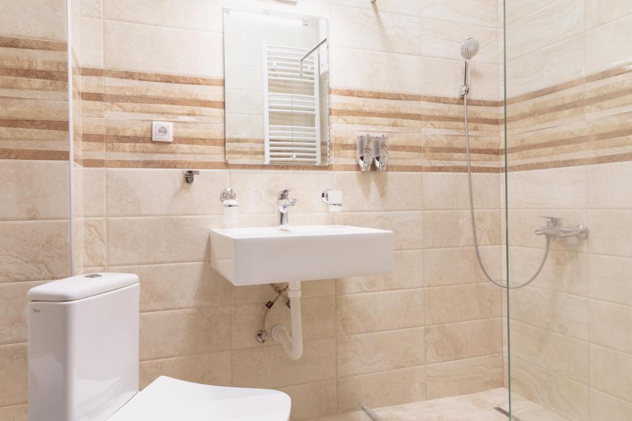 Airmi Hotel Surčin Esterno foto